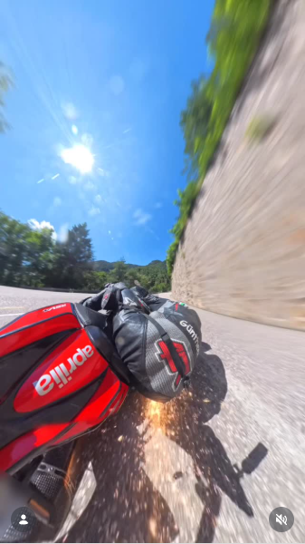 Customer video by @roadhunt3rr